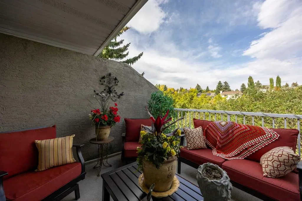 75 Christie Gardens SW