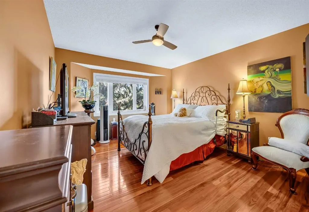 75 Christie Gardens SW