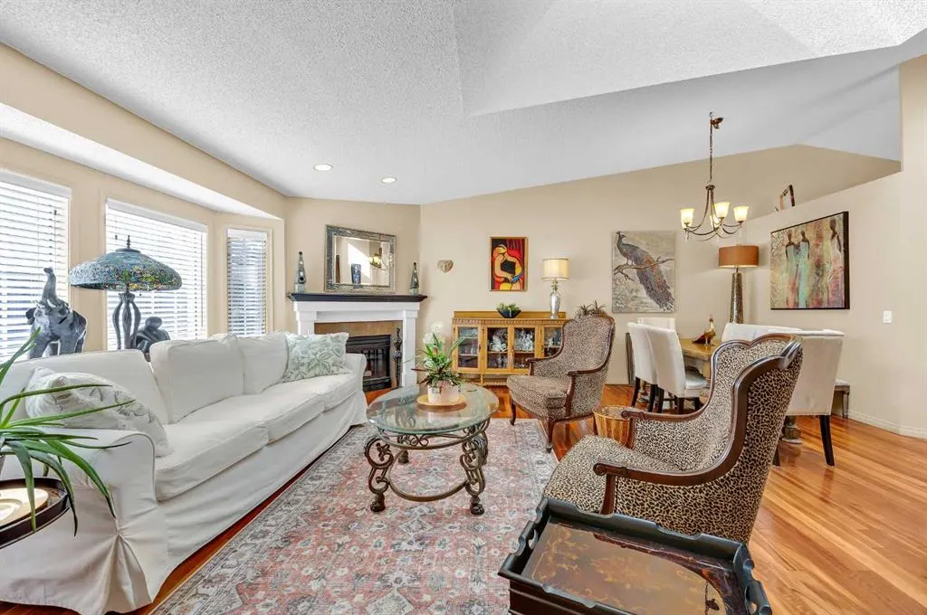 75 Christie Gardens SW