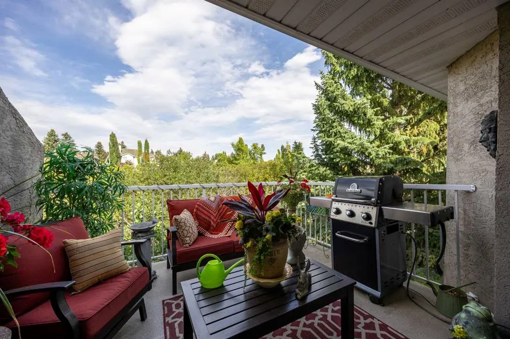 75 Christie Gardens SW