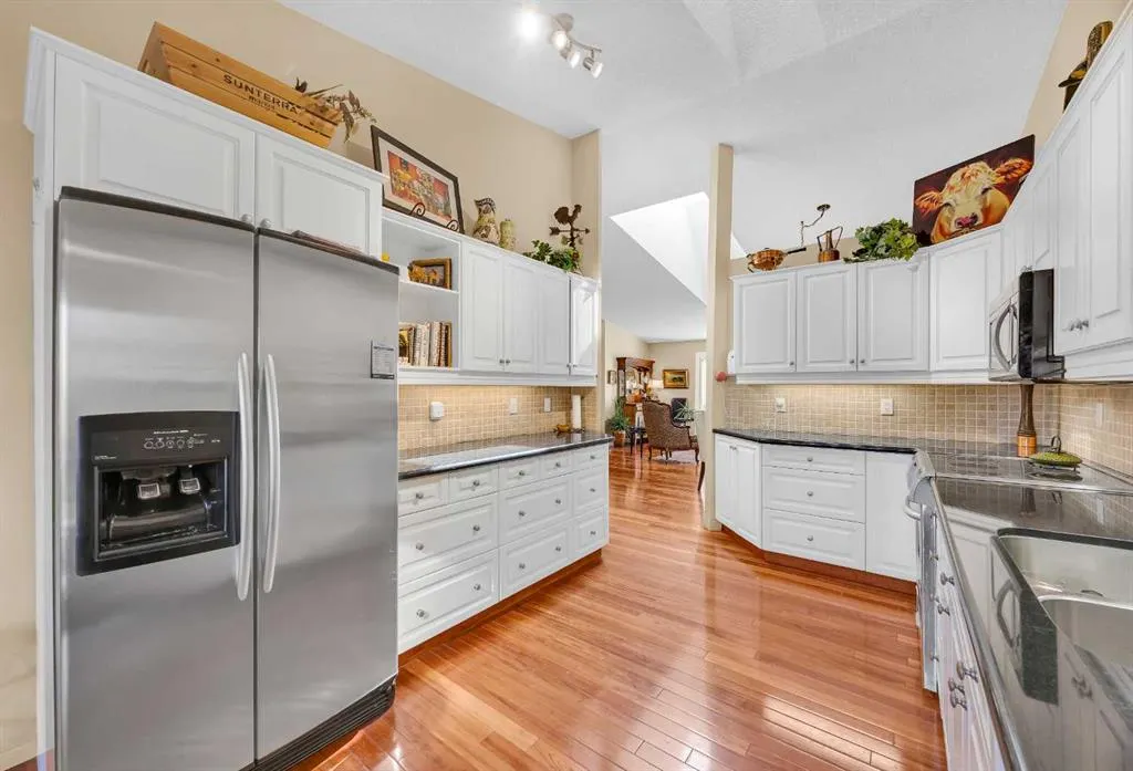 75 Christie Gardens SW