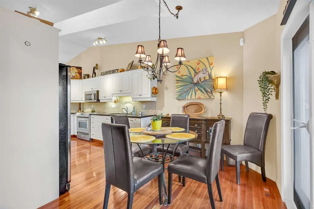 75 Christie Gardens SW