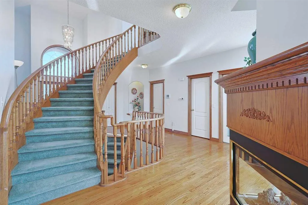 57 Hamptons Circle NW