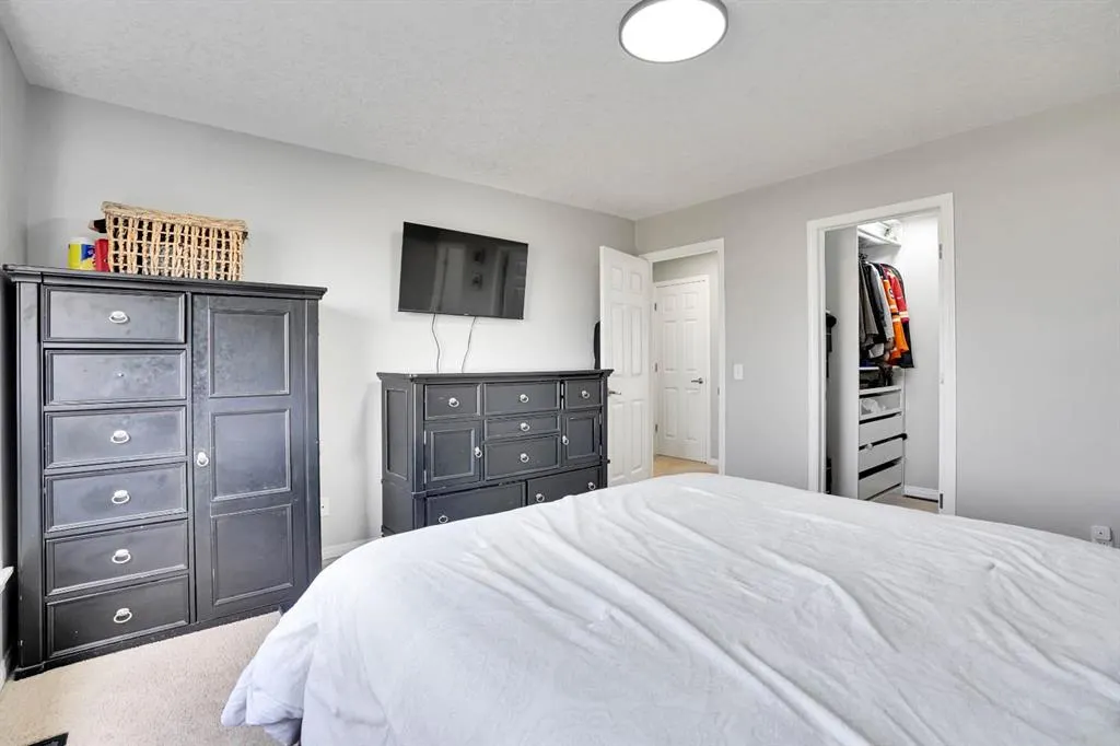196 Viewpointe Terrace