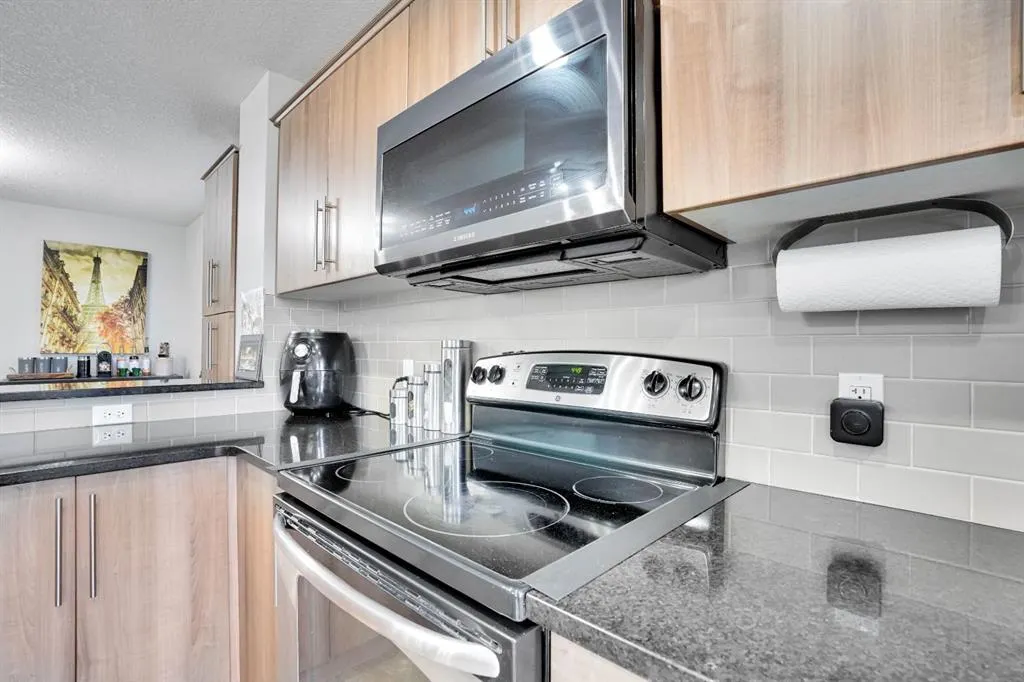 196 Viewpointe Terrace