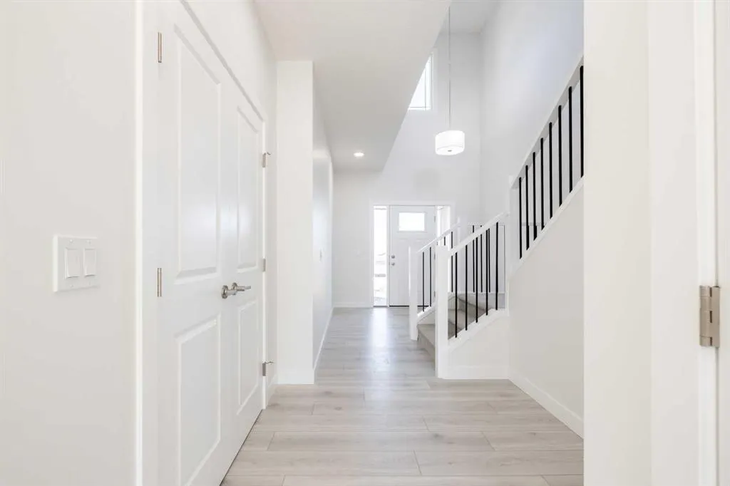 145 Sunstone Way