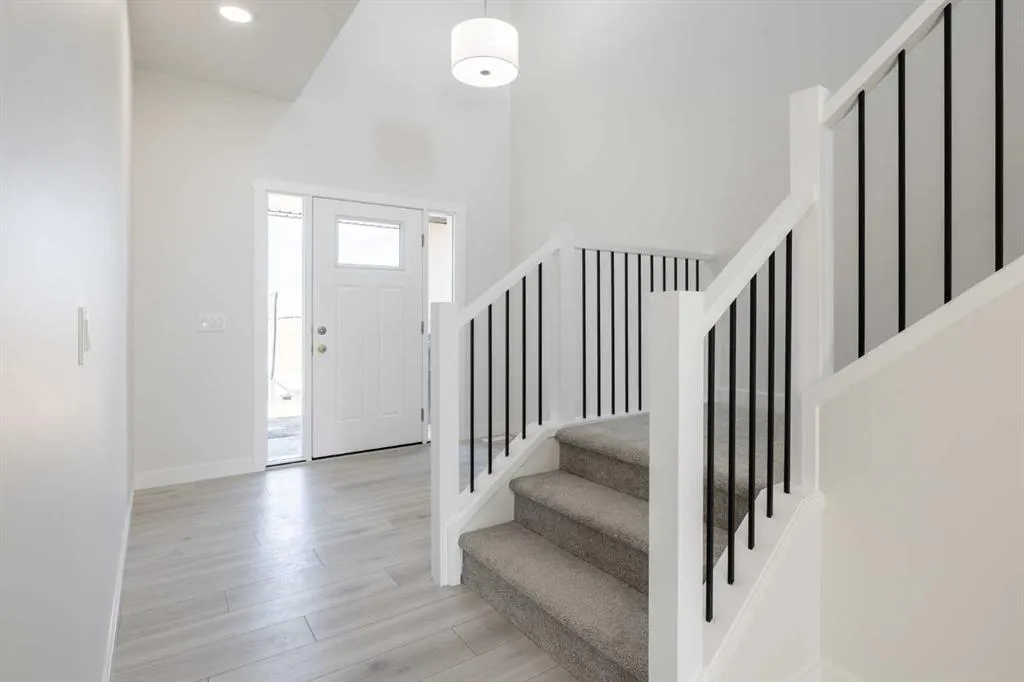 145 Sunstone Way