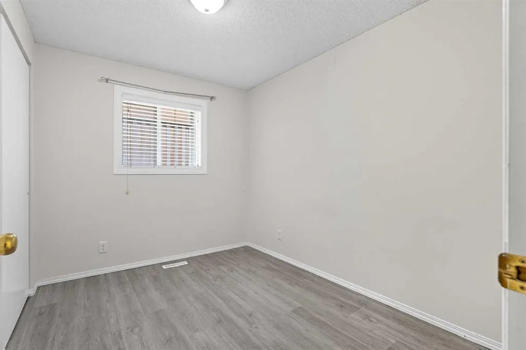 24 2005 Street SW, #101