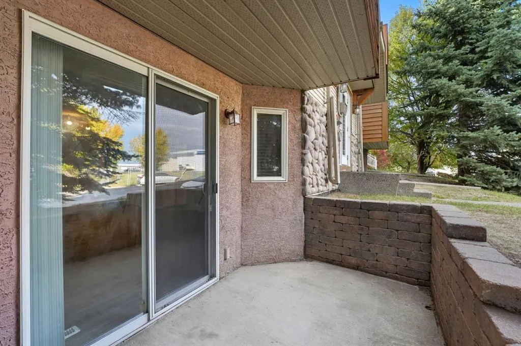 24 2005 Street SW, #101