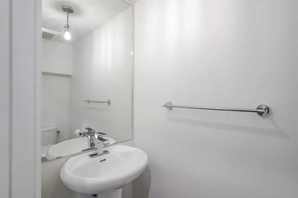 1632 20 Avenue NW, #109