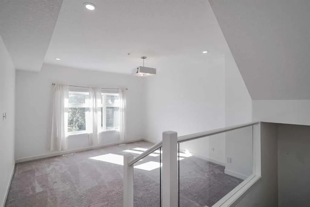 1632 20 Avenue NW, #109