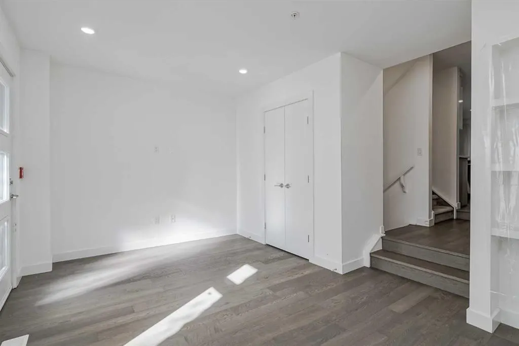 1632 20 Avenue NW, #109