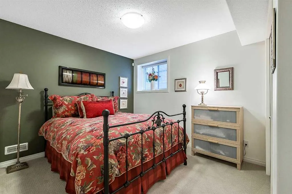 40 Sheep River Cove