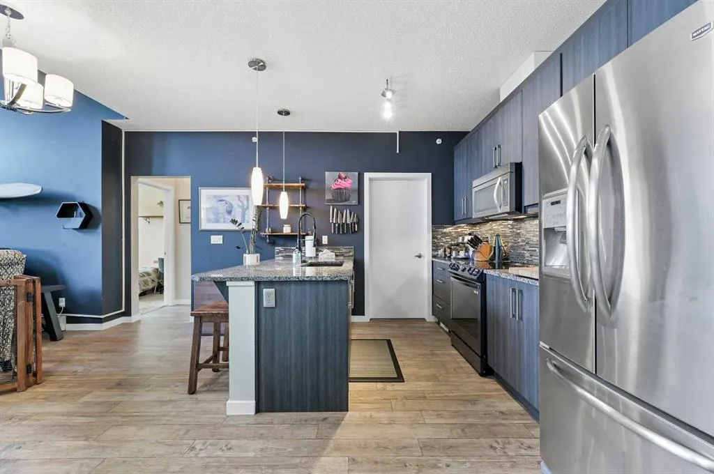 402 Marquis Lane SE, #410