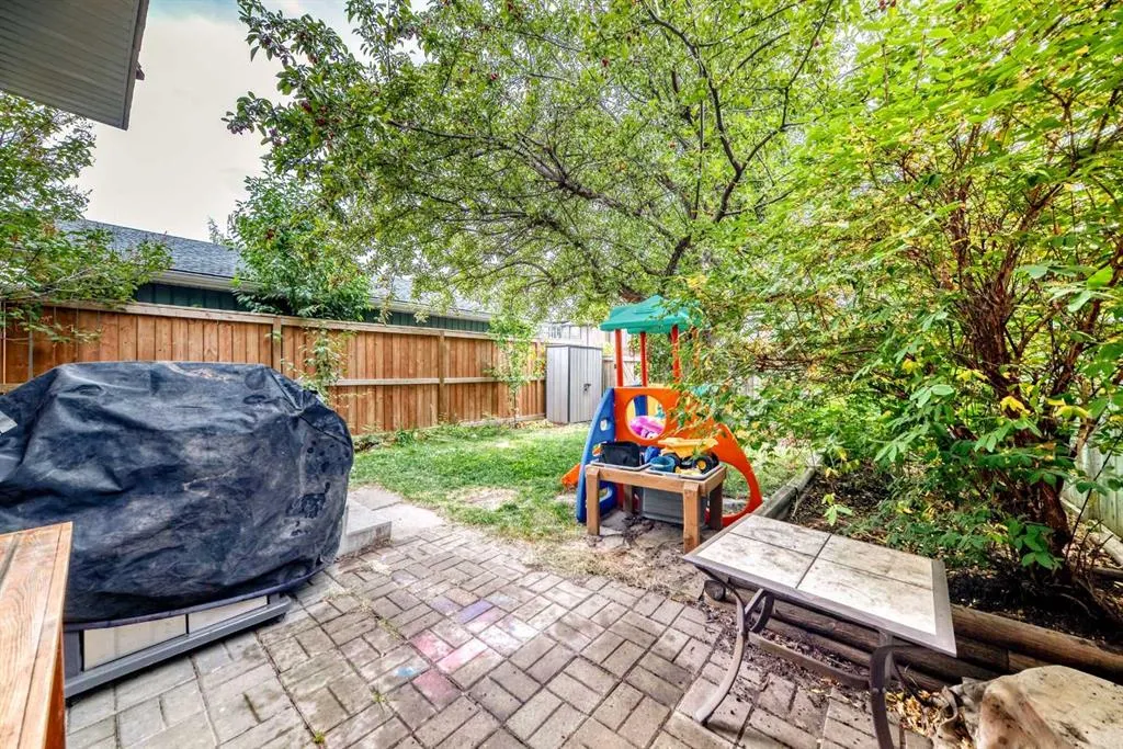 6739 Coach Hill Road SW