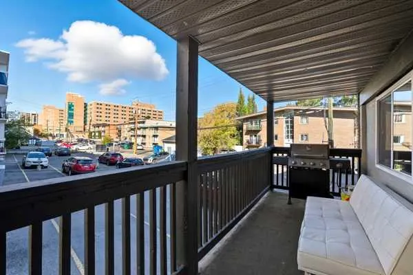 104 24 Avenue SW, #206