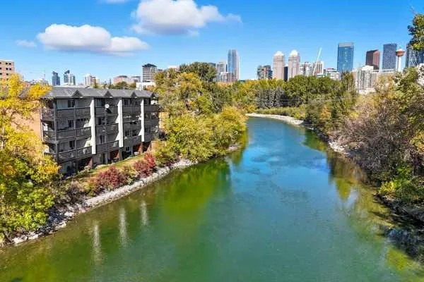 104 24 Avenue SW, #206