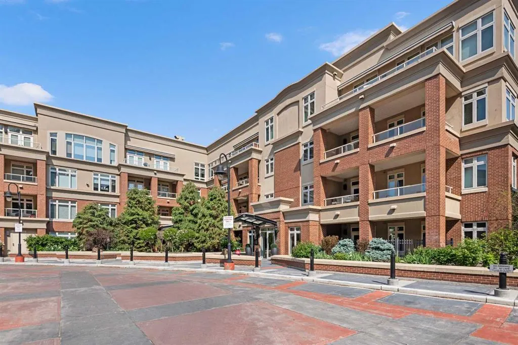 670 PRINCETON Way SW, #105