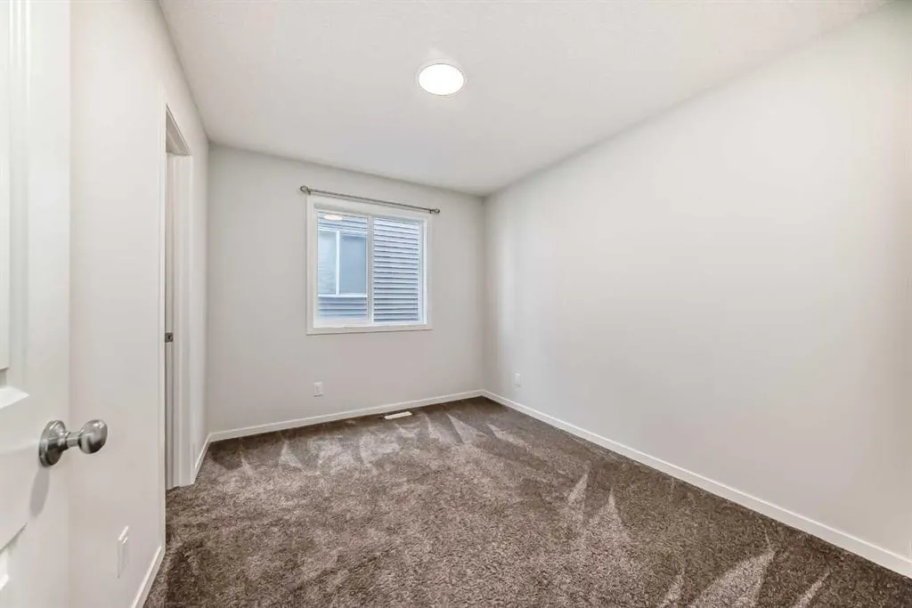 36 Edith Gate NW