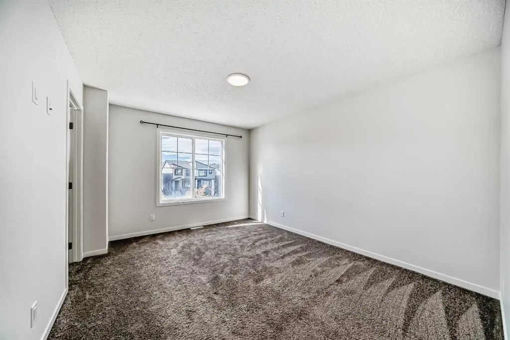 36 Edith Gate NW