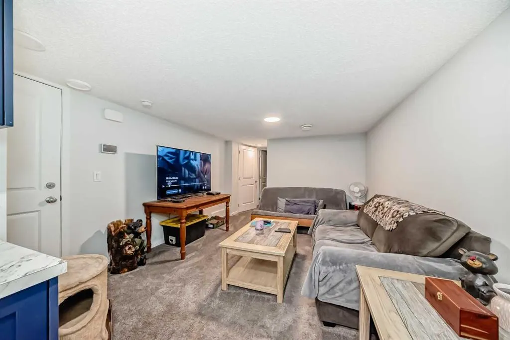 36 Edith Gate NW