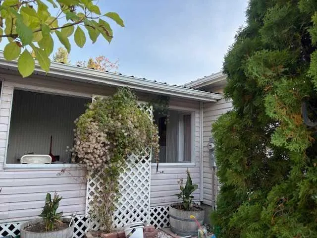 15 Willow Road W