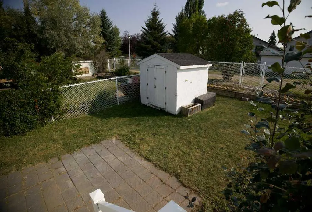 7 Langford Crescent