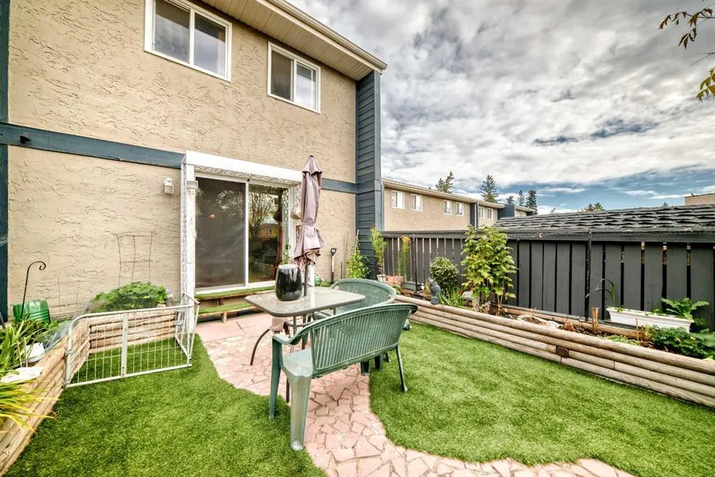 6223 31 Avenue NW, #106