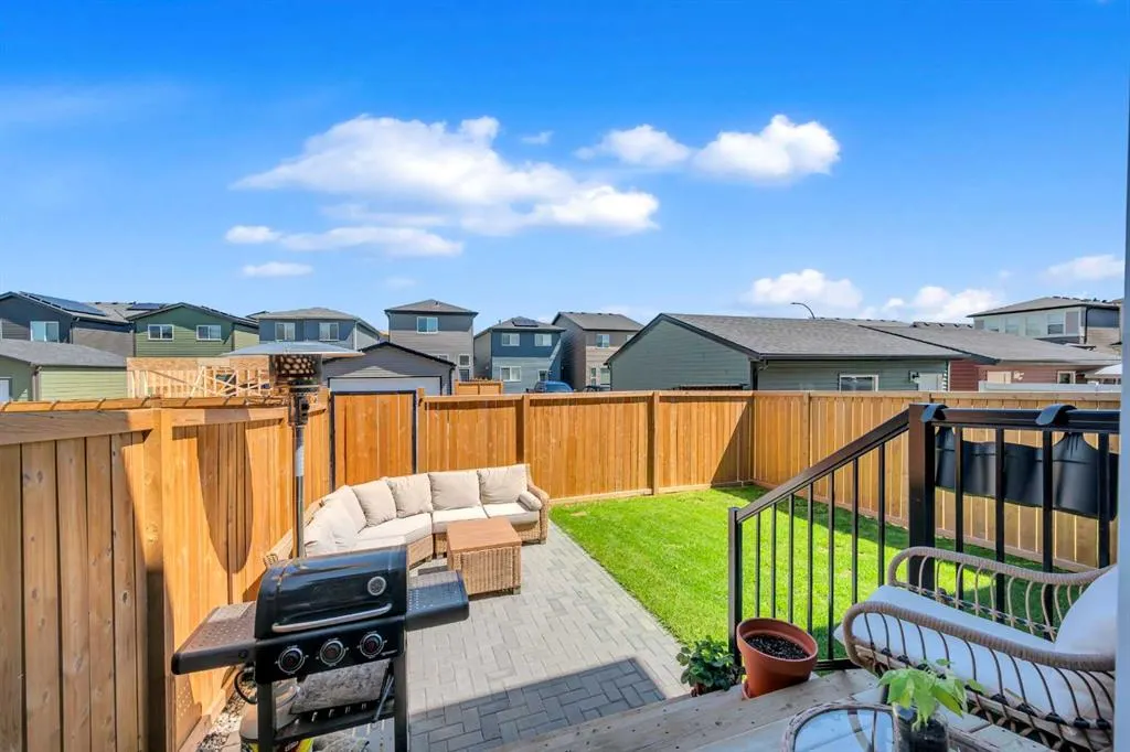 18 Wolf Creek Rise SE