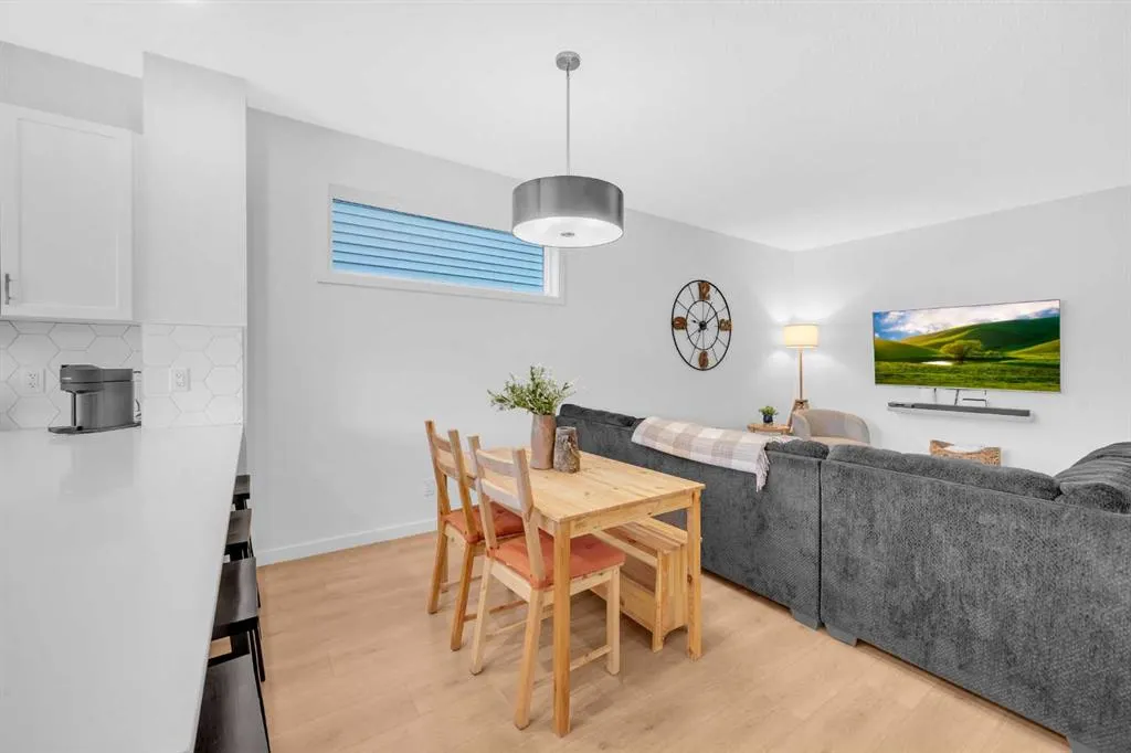 18 Wolf Creek Rise SE