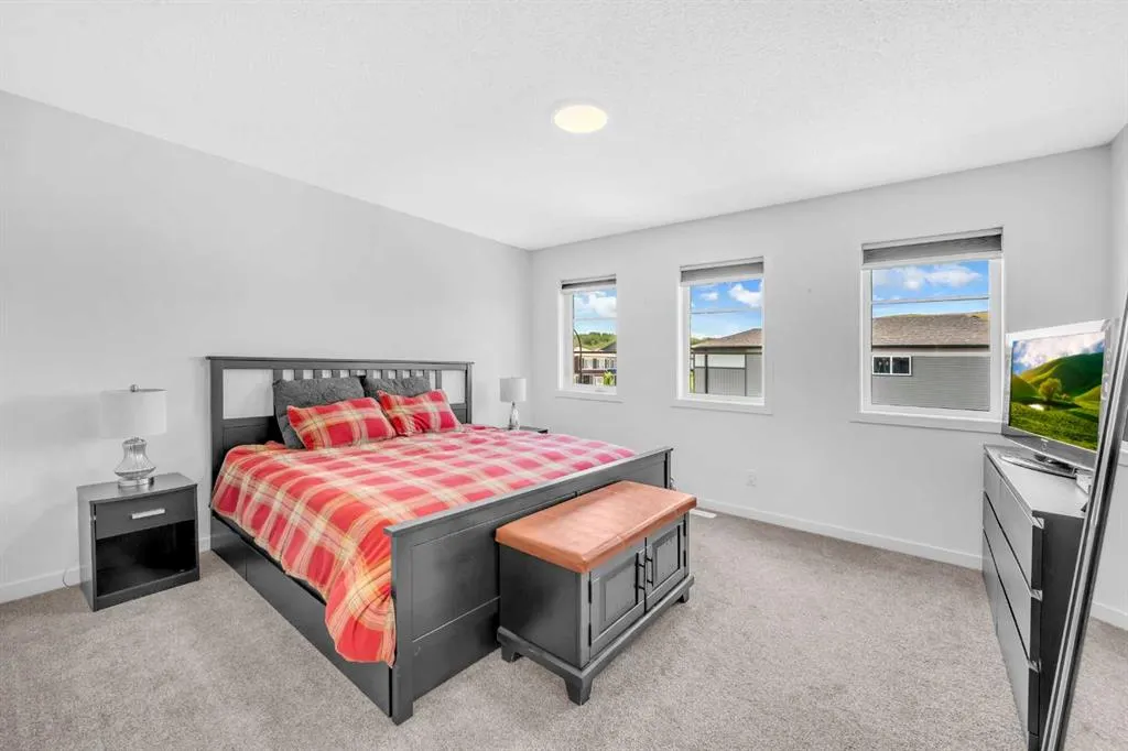 18 Wolf Creek Rise SE