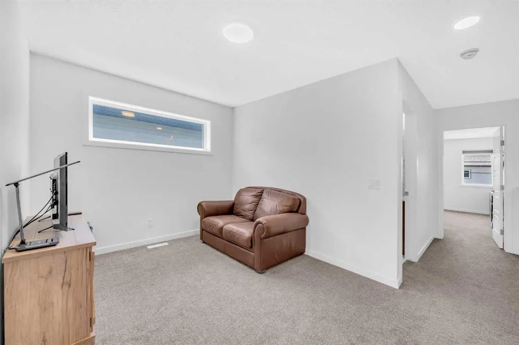 18 Wolf Creek Rise SE