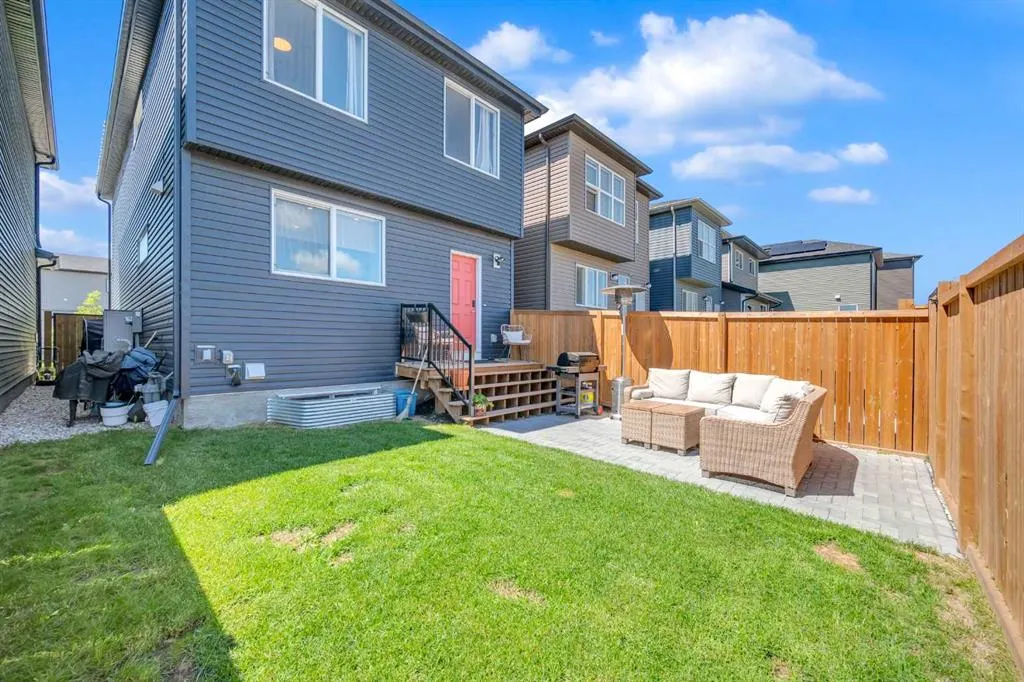 18 Wolf Creek Rise SE