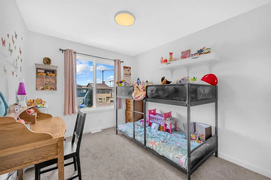 18 Wolf Creek Rise SE