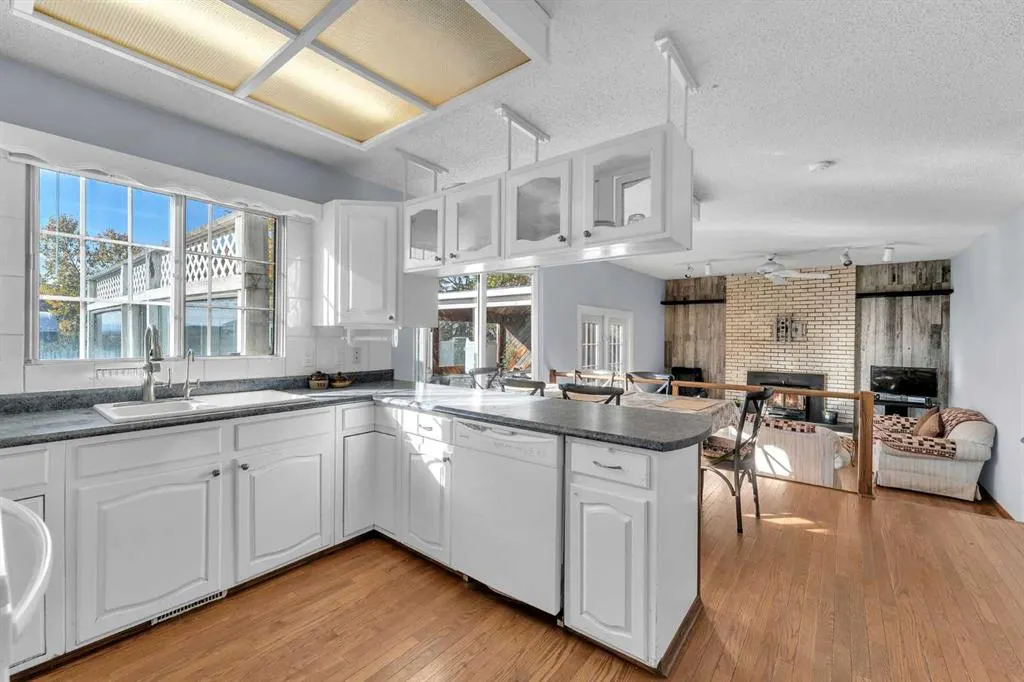 233081 Glenmore View Road