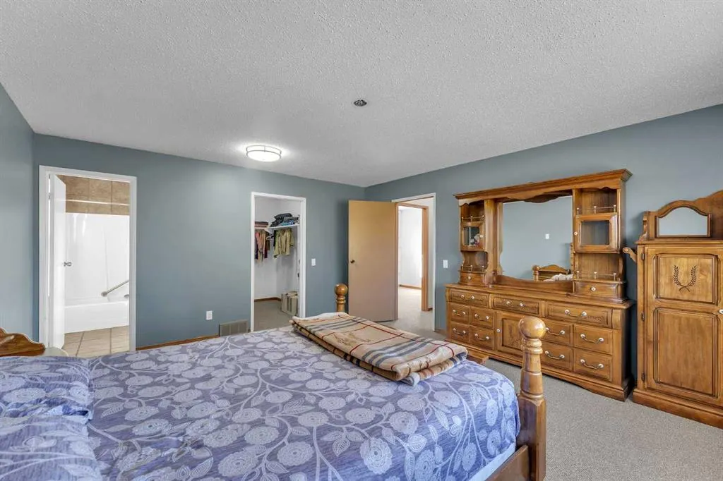 233081 Glenmore View Road