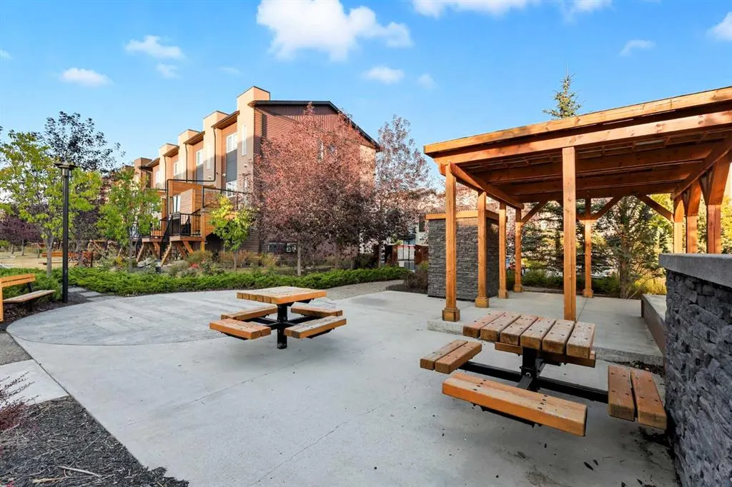 448 Covecreek Circle NE