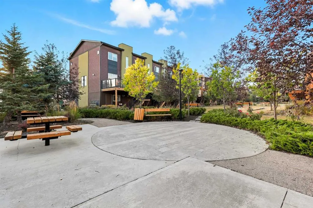 448 Covecreek Circle NE