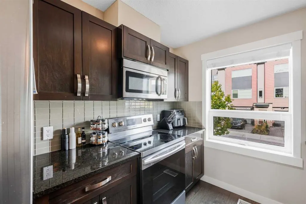 448 Covecreek Circle NE