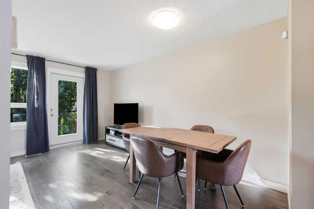 448 Covecreek Circle NE