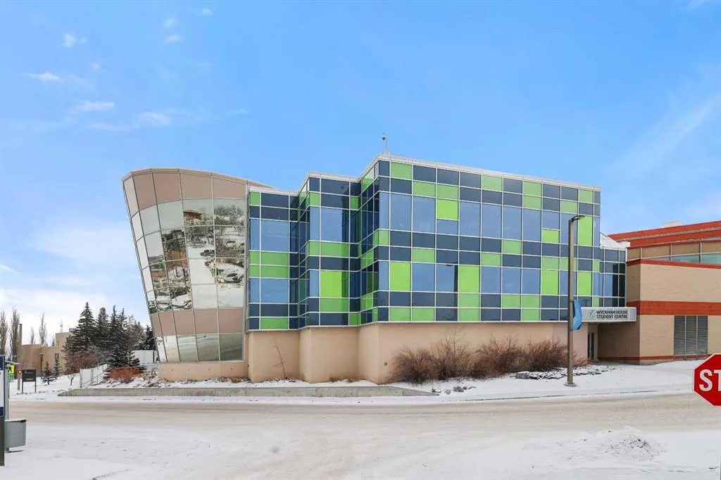 4825 Mount Royal Gate SW, ##Z-118