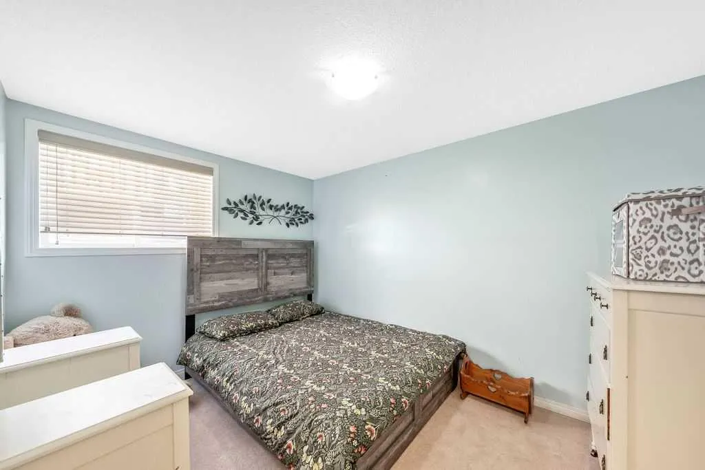 196 New Brighton Green SE