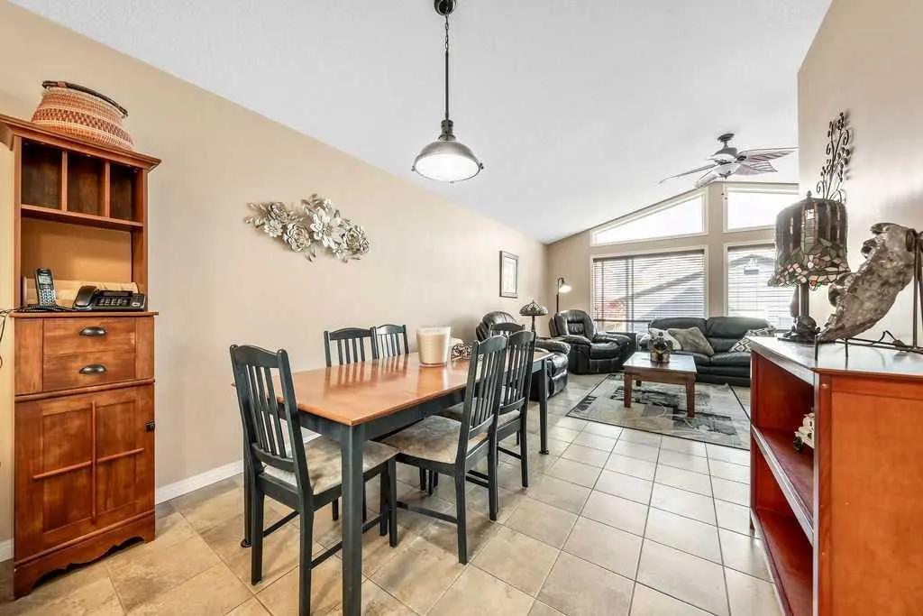 196 New Brighton Green SE