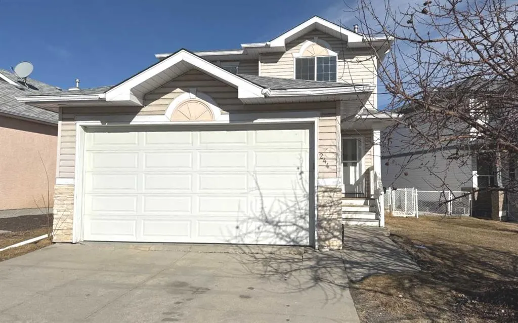 244 Los Alamos Place NE