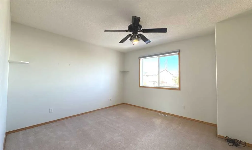 244 Los Alamos Place NE