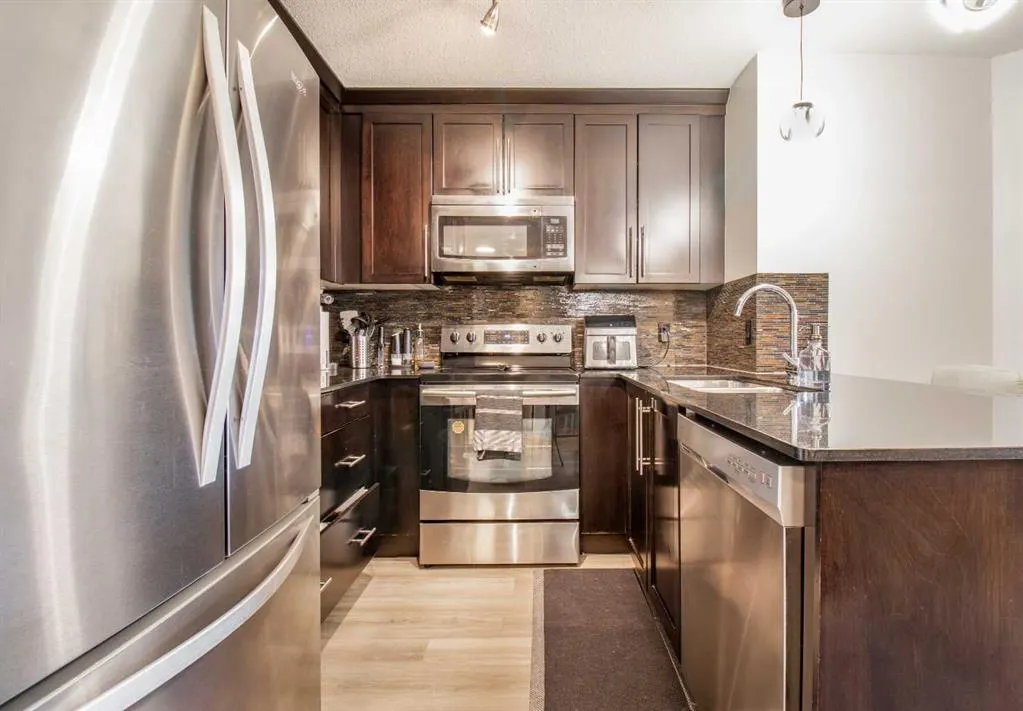 155 Skyview Ranch Way NE, #4103