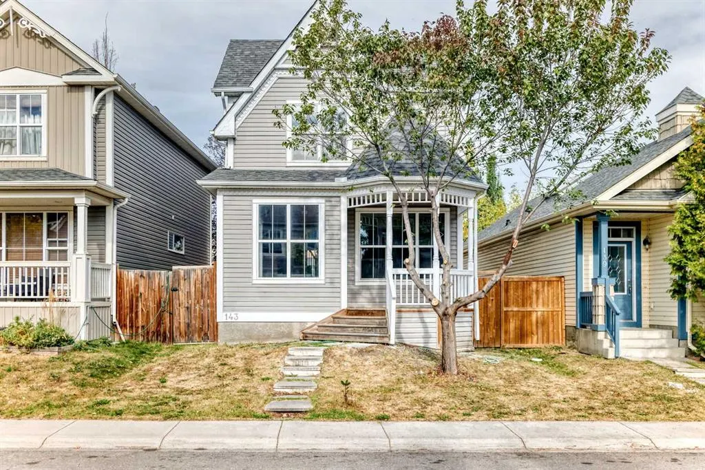143 Auburn Bay Heights SE