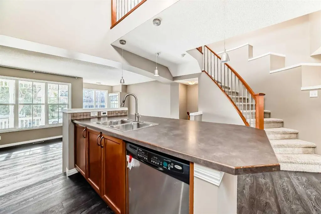 143 Auburn Bay Heights SE