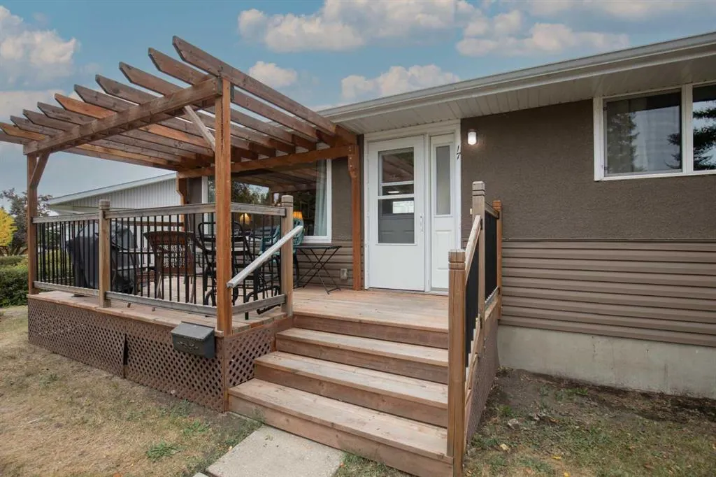 17 Fern Road