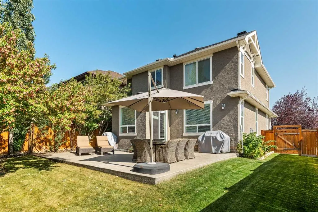 233 Aspen Stone Place SW